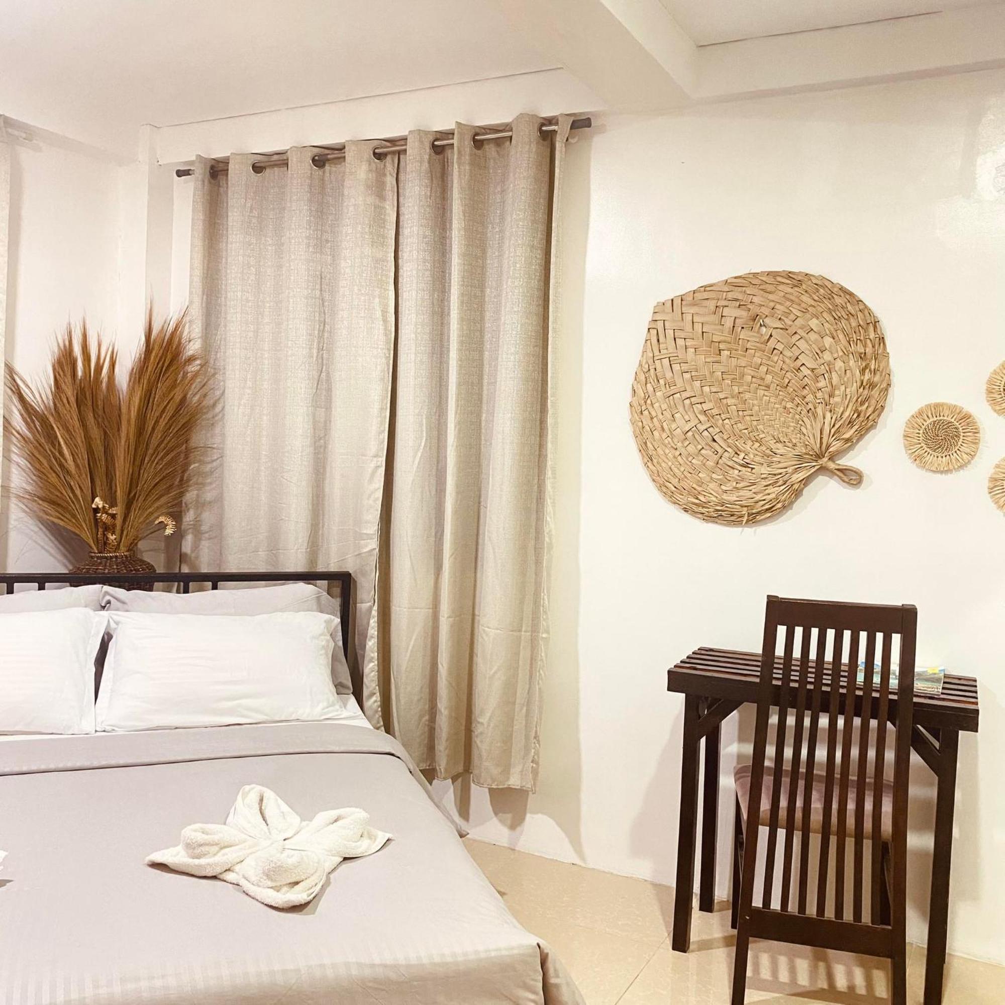 Abihon Hoferhaus Mactan Guesthouse Lapu-Lapu City Exterior photo