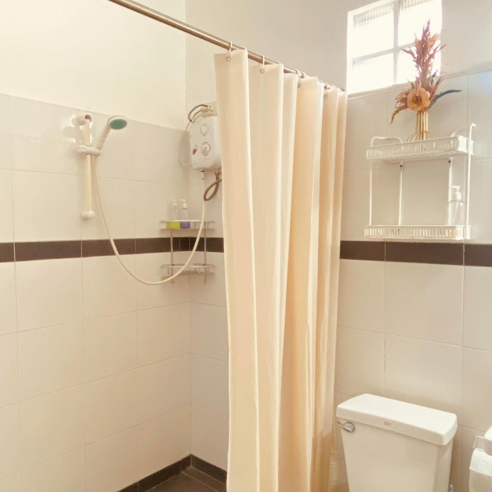 Abihon Hoferhaus Mactan Guesthouse Lapu-Lapu City Exterior photo