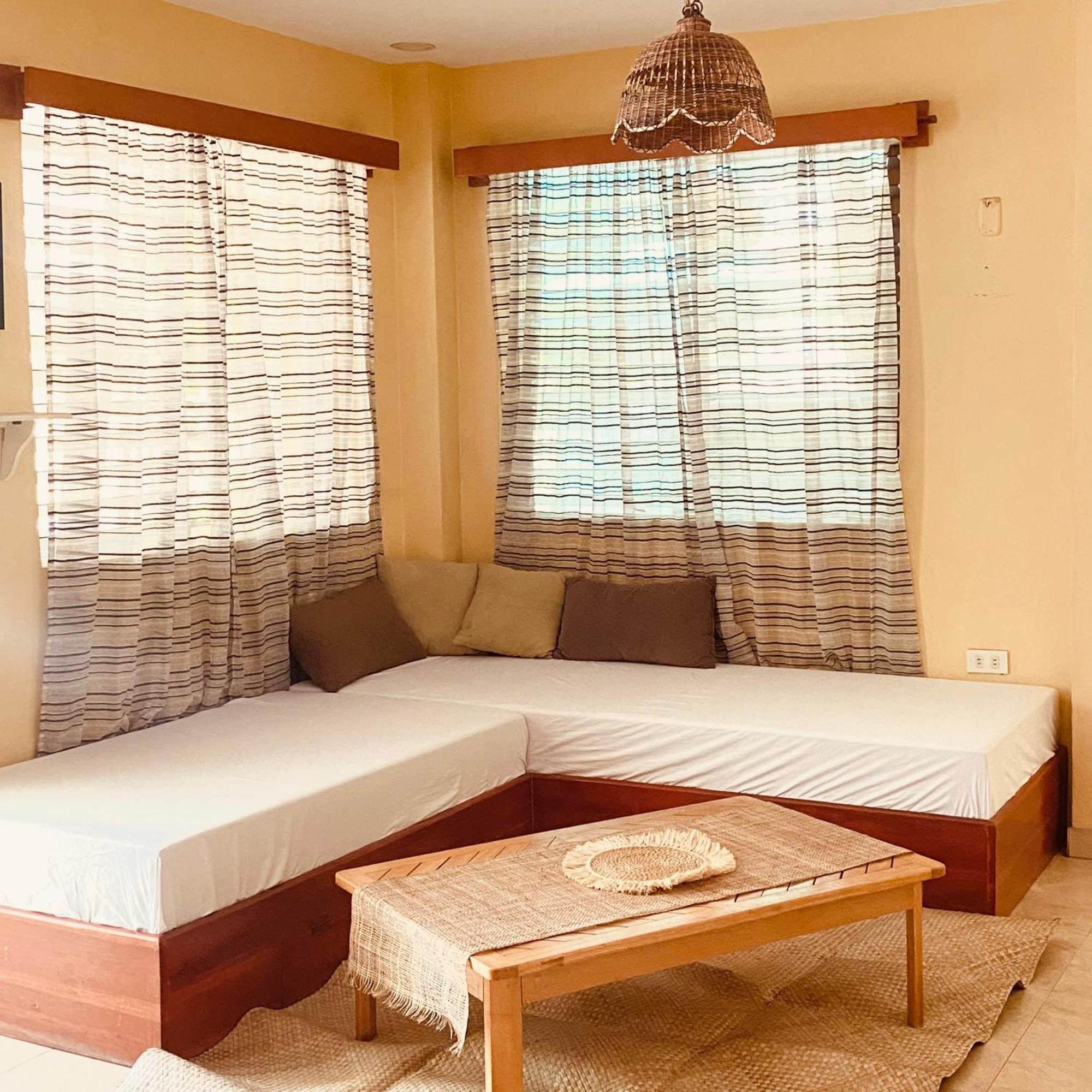 Abihon Hoferhaus Mactan Guesthouse Lapu-Lapu City Exterior photo